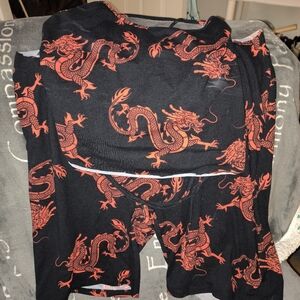 3/20$*Fashion nova size medium outfit